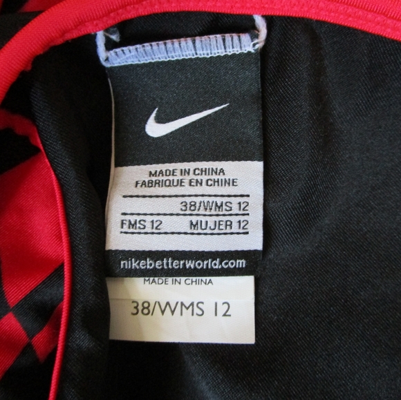 Nike reversible swimsuit - Picture 5 of 7